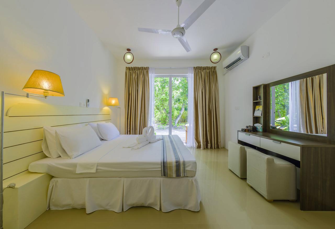 Dhigurah Retreat Beach Luaran gambar