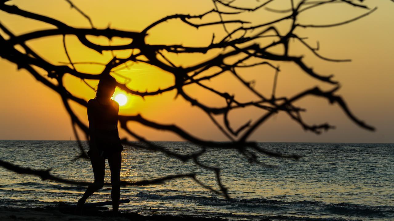 Dhigurah Retreat Beach Luaran gambar