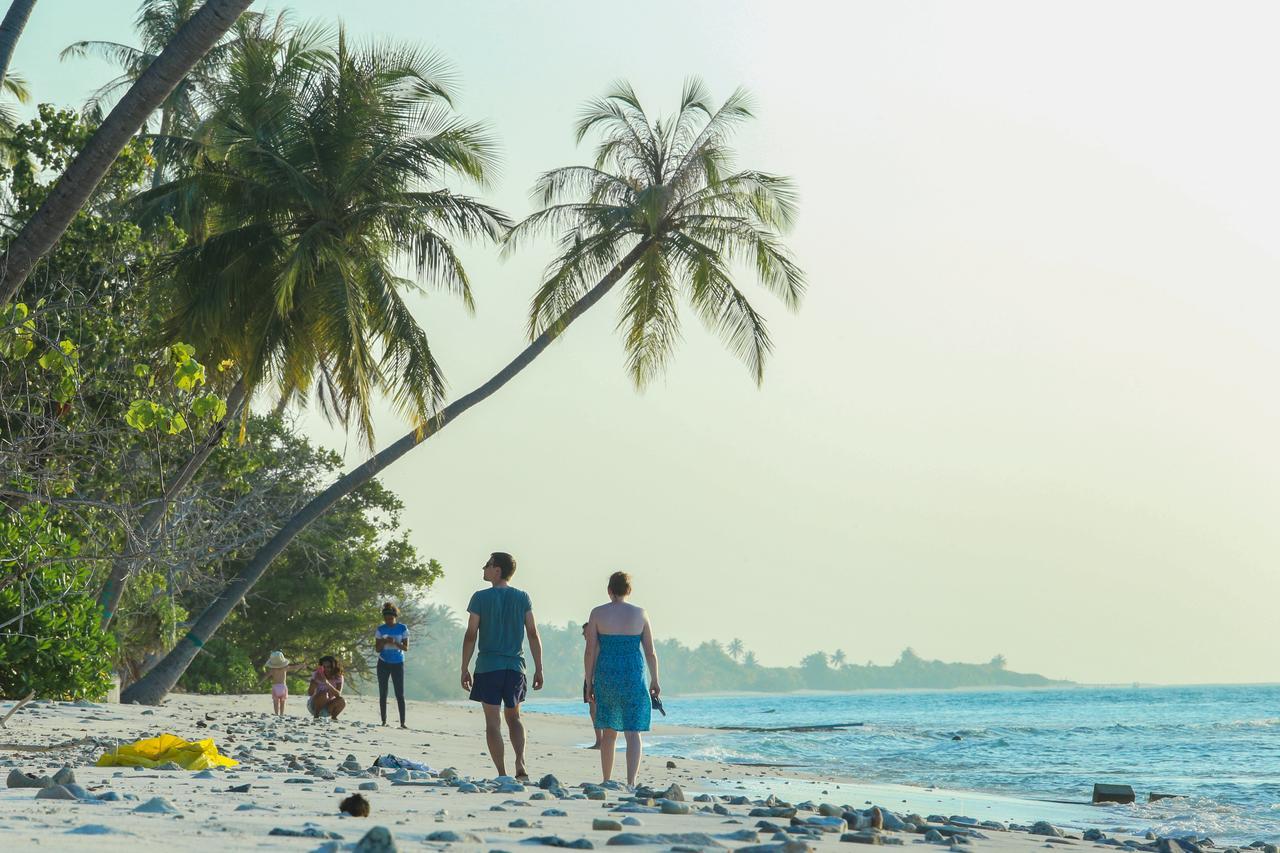 Dhigurah Retreat Beach Luaran gambar